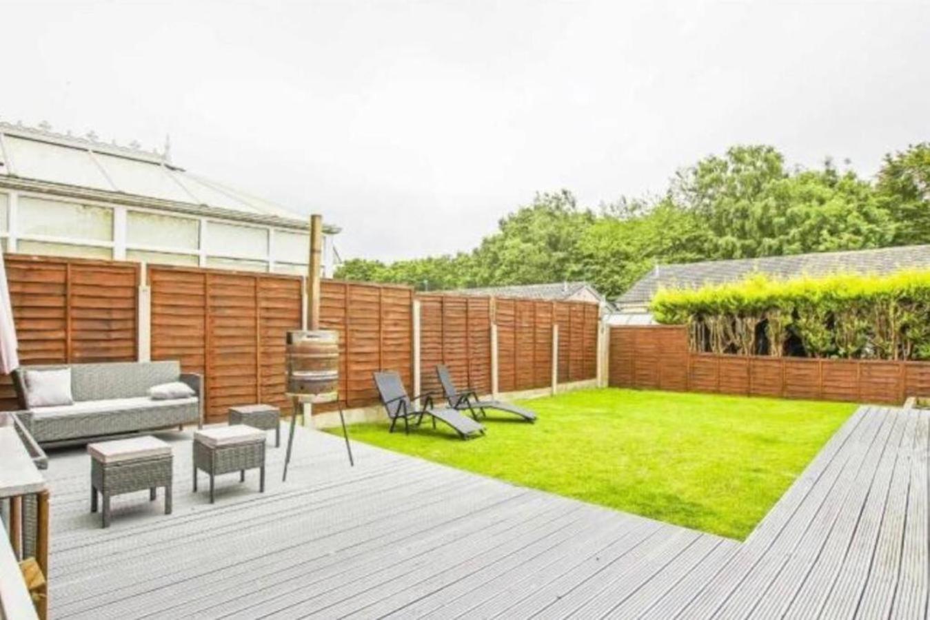 Entire House - Peaceful 3 Bedroom Home Rishton Exterior foto